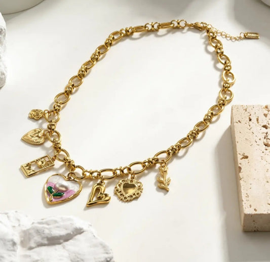 Collier Cœurs & Symboles Romantiques