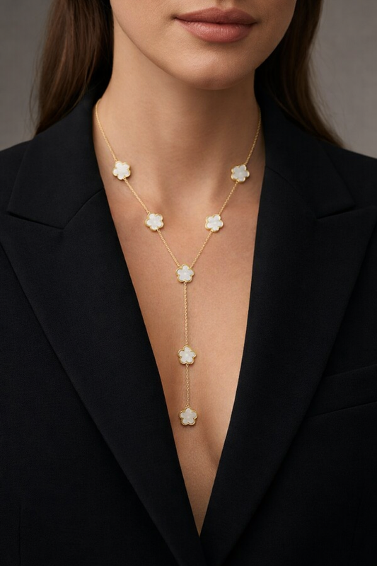 Collar de trébol blanco en forma de Y