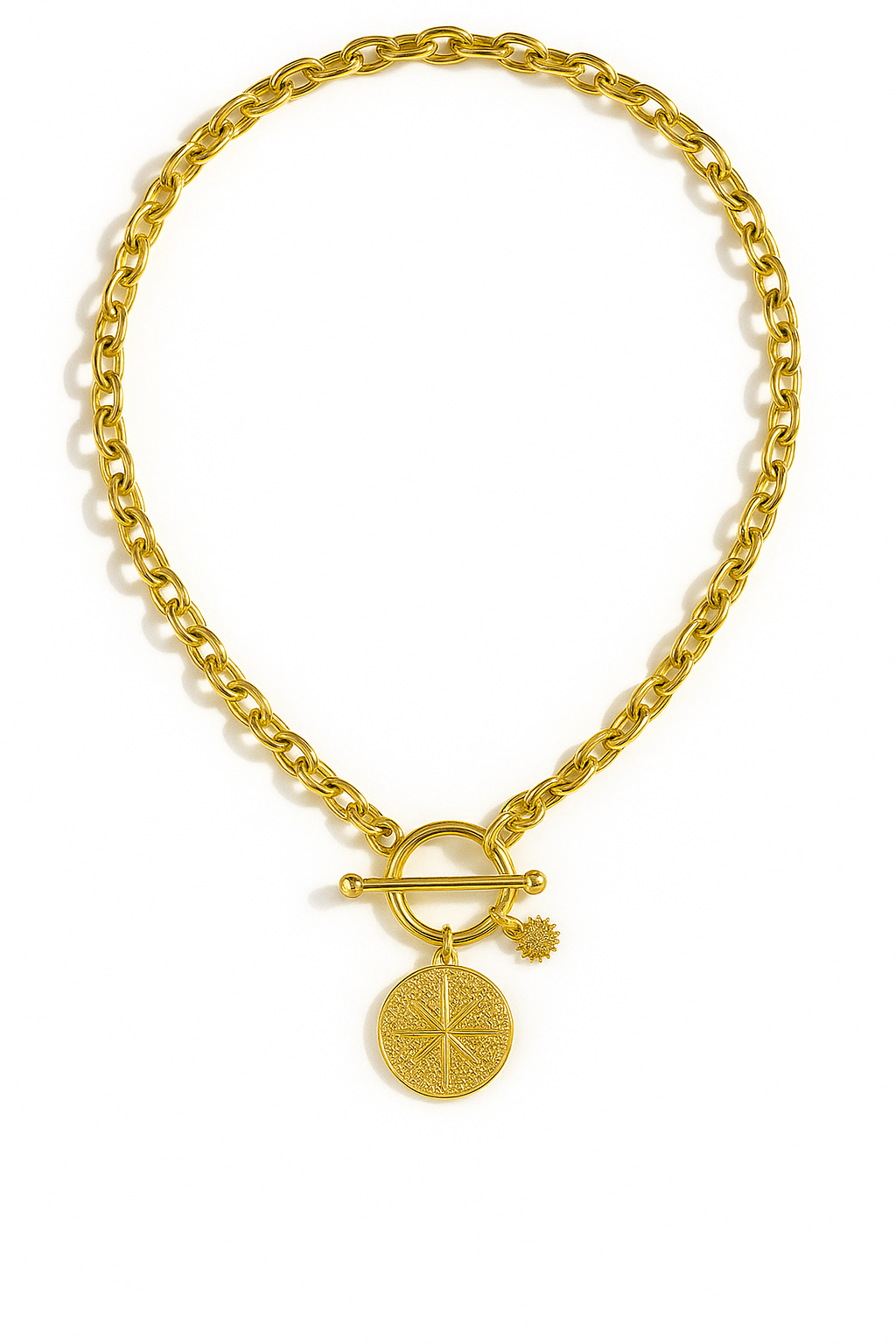 Gold chain necklace with star medallion – Trendy toggle clasp