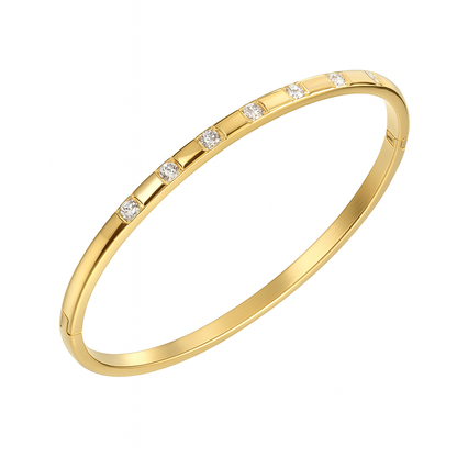 Pulsera tipo brazalete bañada en oro de 18 quilates con circonitas