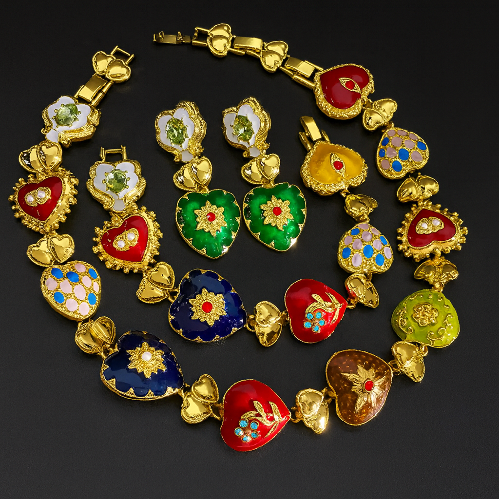Collier ras-du-cou des Cœurs Sacrés