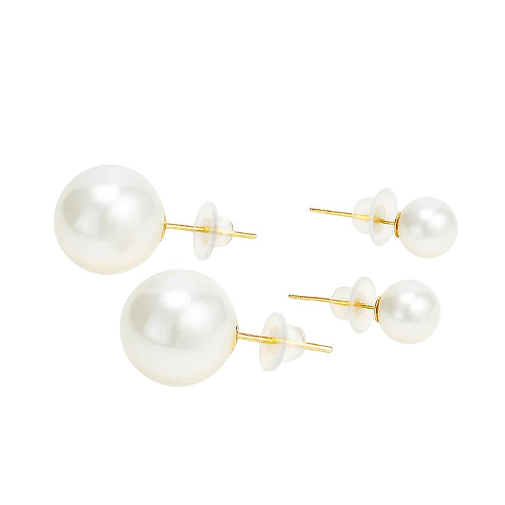 Pendientes de perlas blancas