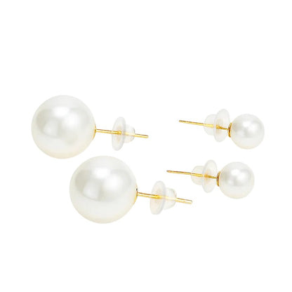 Pendientes de perlas blancas