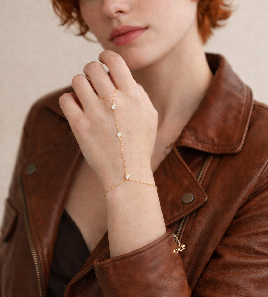 Pulsera de cadena de mano con brillo en forma de lágrima